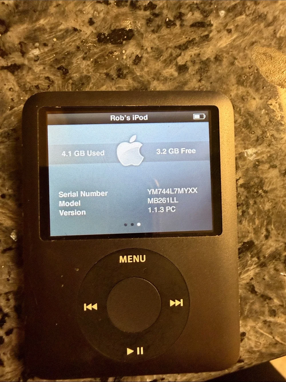 Apple iPod Nano 3rd Gen 8gb Black